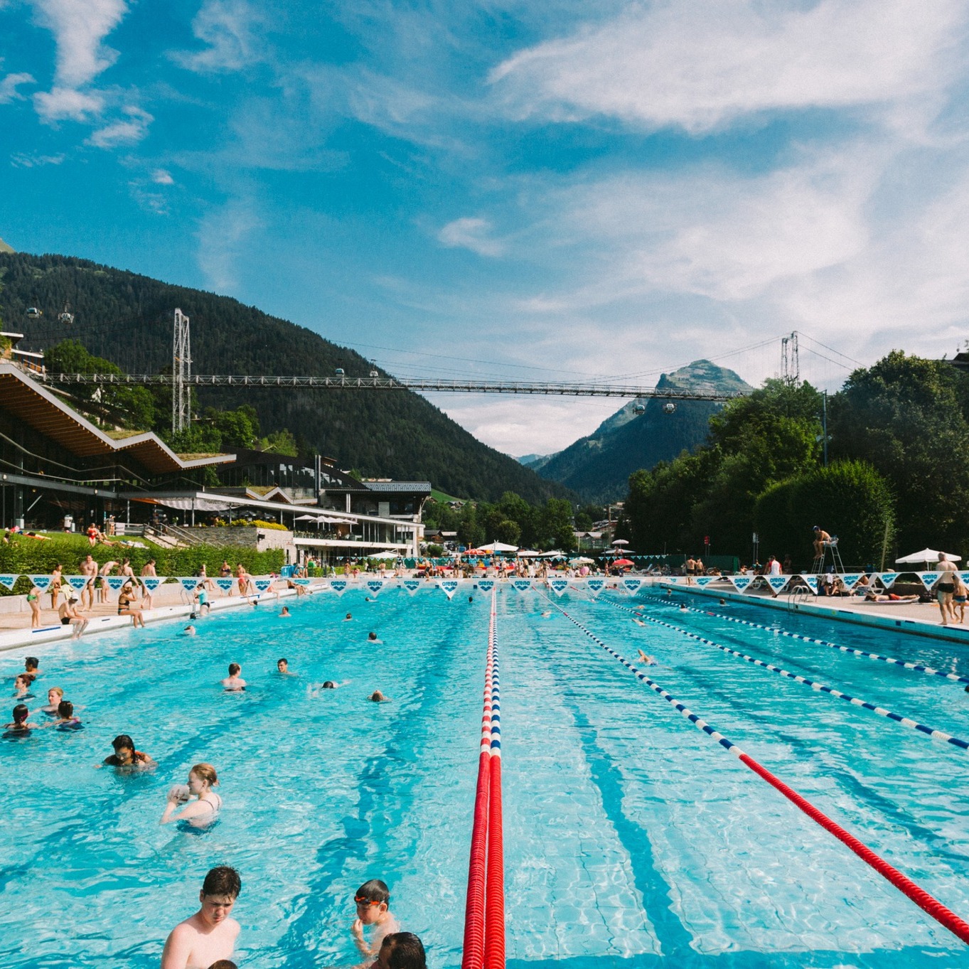 Image Source: Parc des Dérêches - Morzine Facebook (https://www.facebook.com/parc.dereches/)