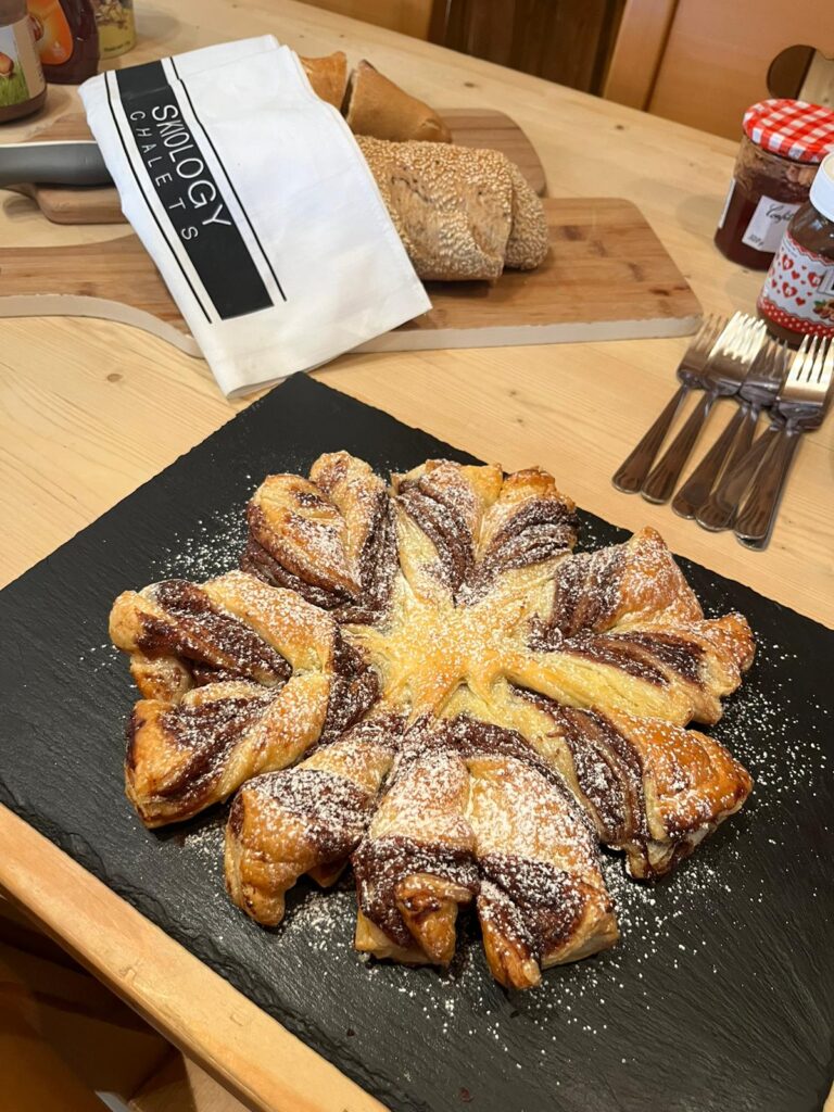 Atelier Guest Storiess