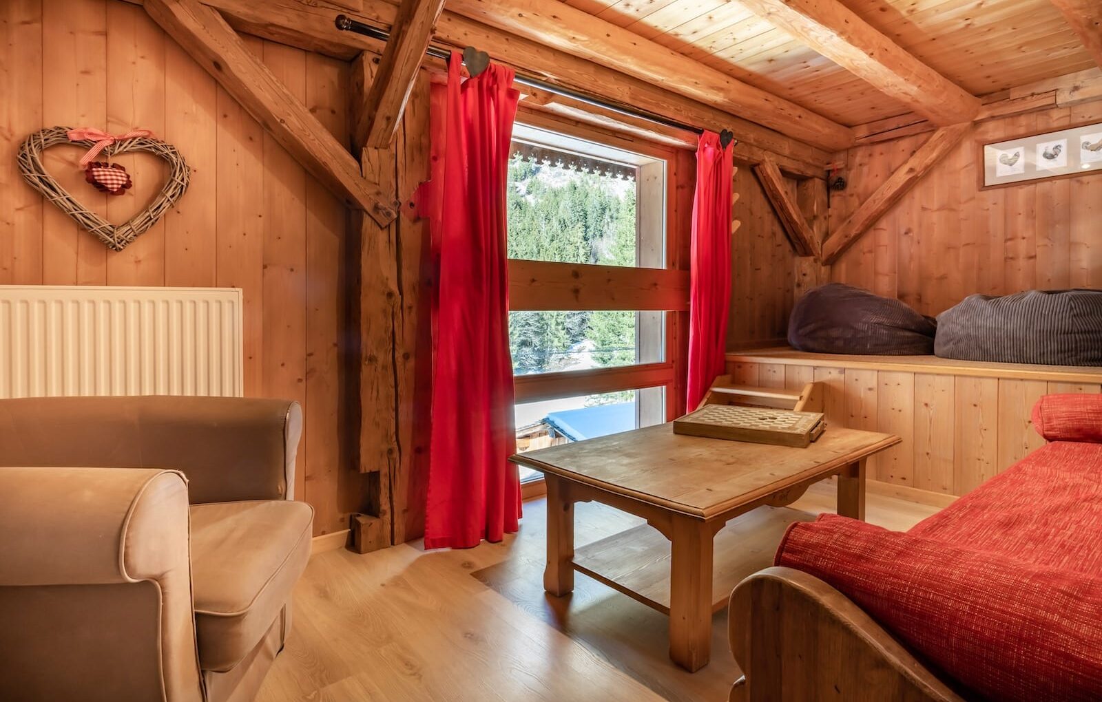 Snug room with a great view in our Prodains chalet Atelier
