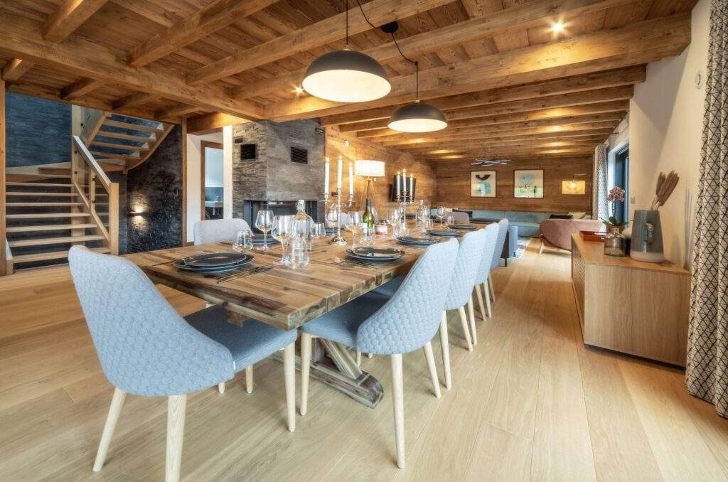 Chalet Meuniers- Lounge and Dining Room