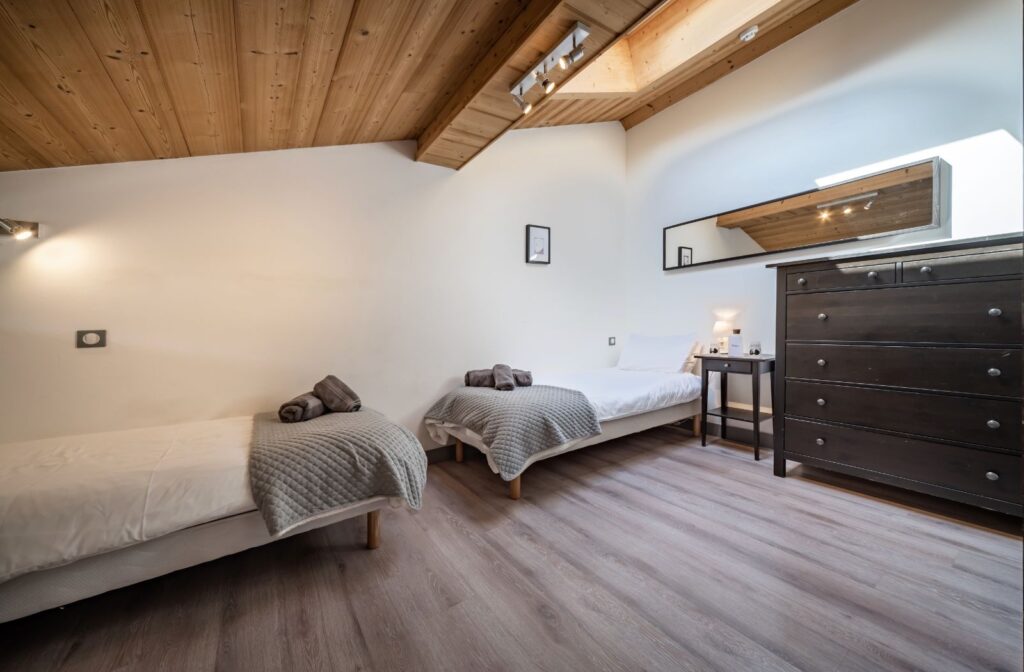 Room 4: Pedrix Chalet Ibex: Ensuite bedroom 4- Pedrix