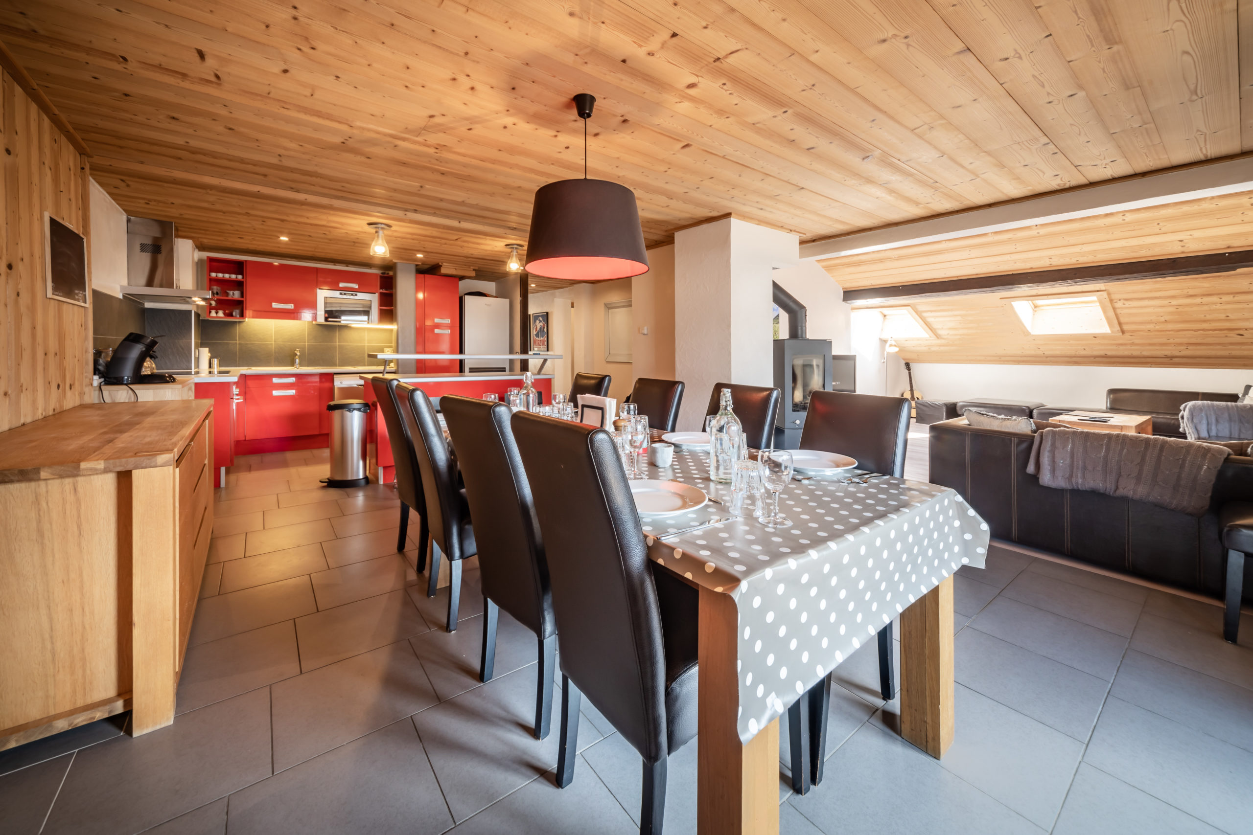 Dining-Area-Chalet-Ibex-Morzine