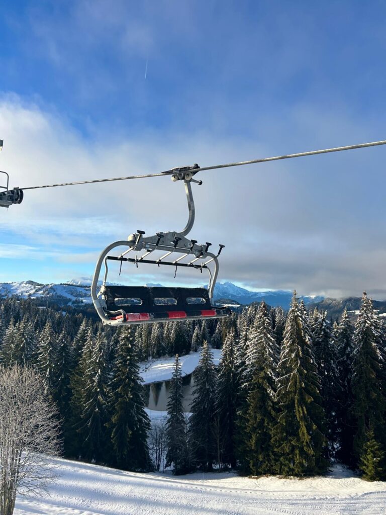 Morzine December skiing