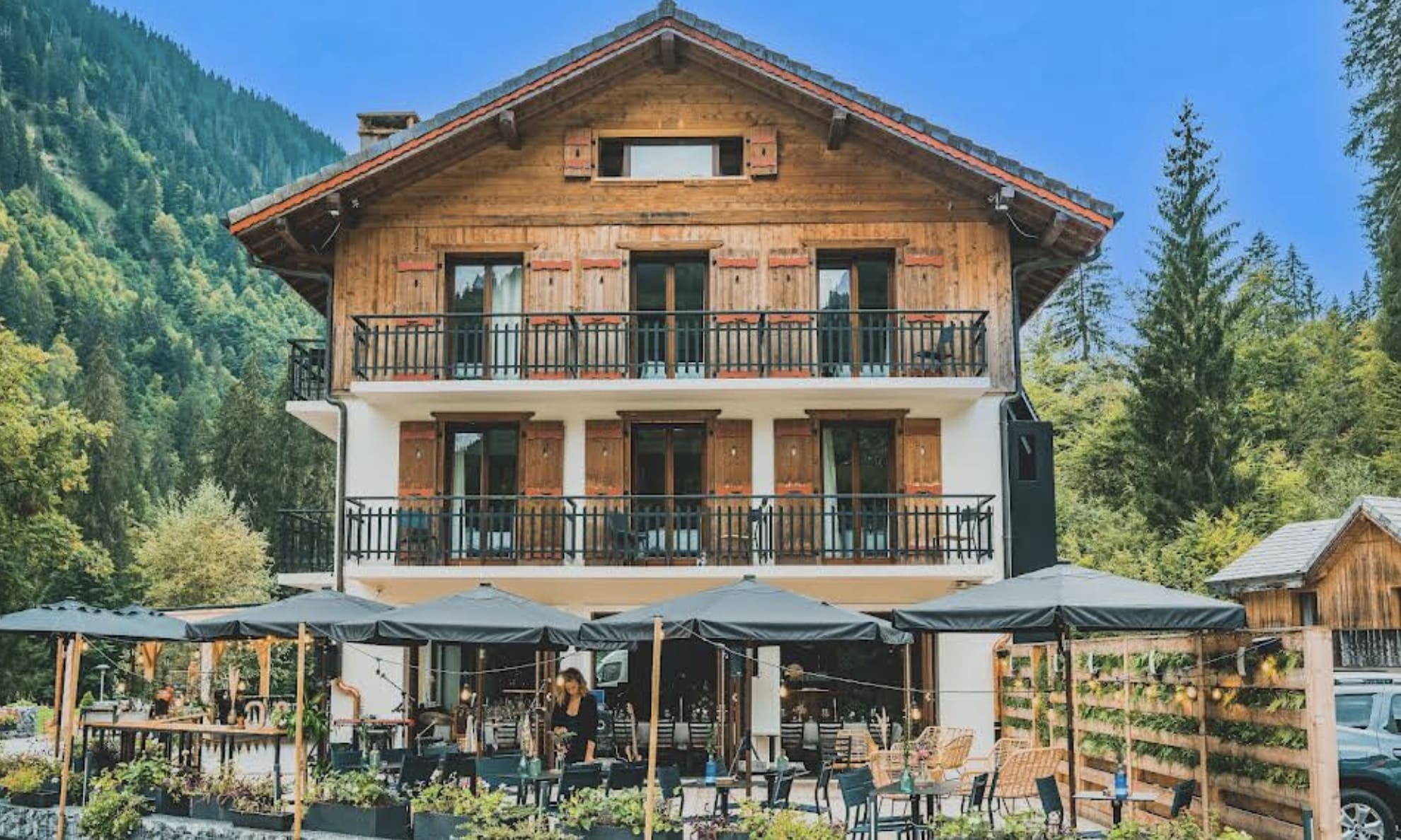 Hotel Du Lac, Morzine summer dining