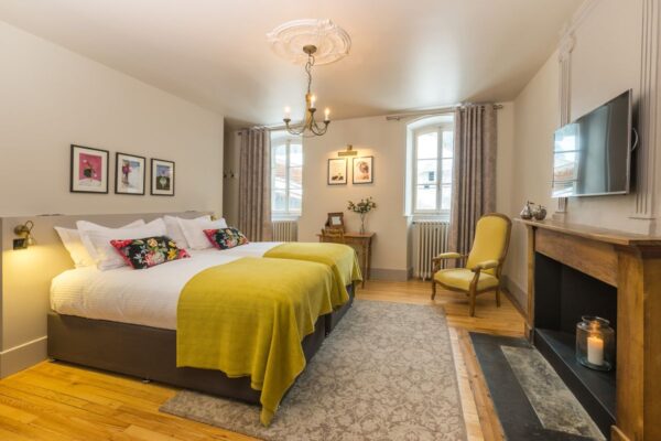 Ensuite bedroom at the Manoir Morzine