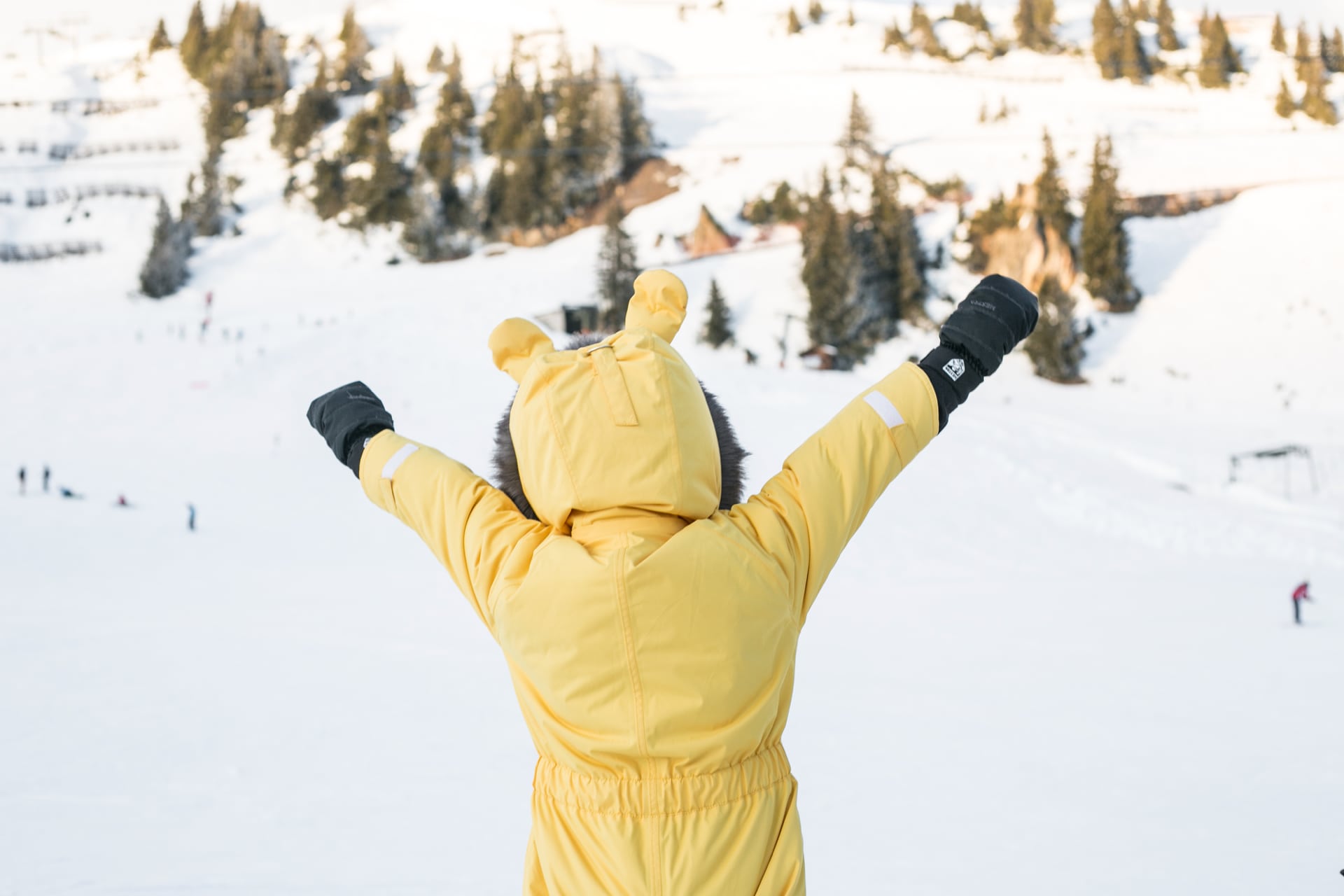 Cub DinoSki suit in the snow