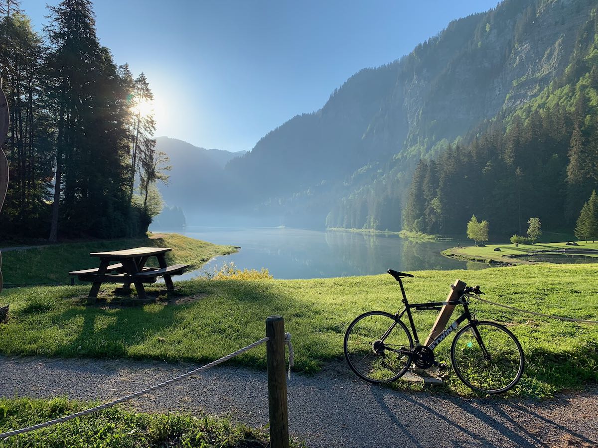 Bicycle by lake Montriond